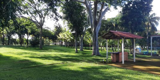 CARRETERA VIEJA LEÓN. HERMOSA QUINTA DE 1.4 MANZANA ARBORIZADA EN VENTA