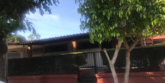 LAS BRISAS. BONITA Y ESPACIOSA CASA EN ALQUILER