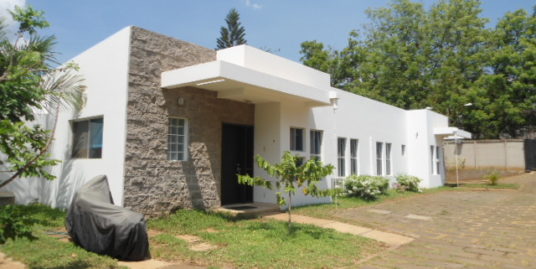 CARRETERA SUR. BONITO Y MODERNO APARTAMENTO EN ALQUILER