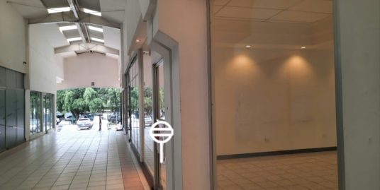 CENTRO COMERCIAL MANAGUA. HERMOSO MODULO DE 100 MT2 EN VENTA
