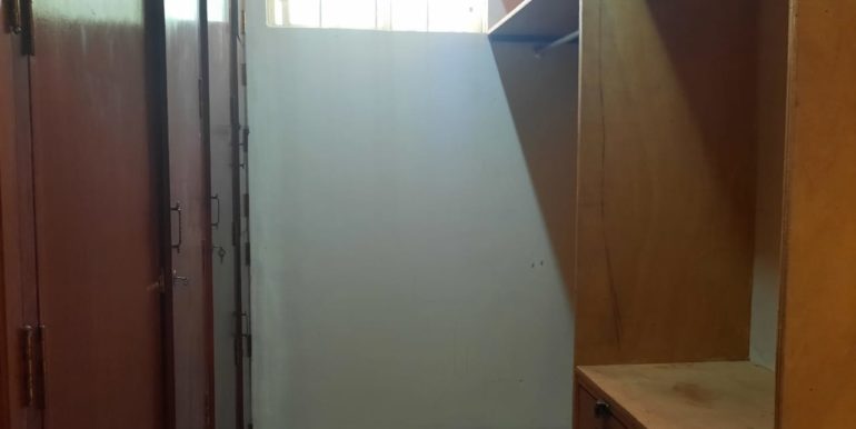 f2425271-9f83-40b8-9cf6-22324df93b7c