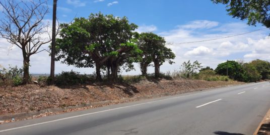 CARRETERA A MASAYA.  HERMOSAS 6 MANZANAS SOBRE CARRETERA PRINCIPAL EN VENTA.