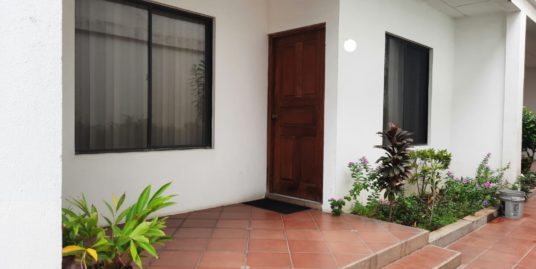 REPARTO SAN JUAN. APARTAMENTO AMUEBLADO  CENTRICO EN ALQUILER.