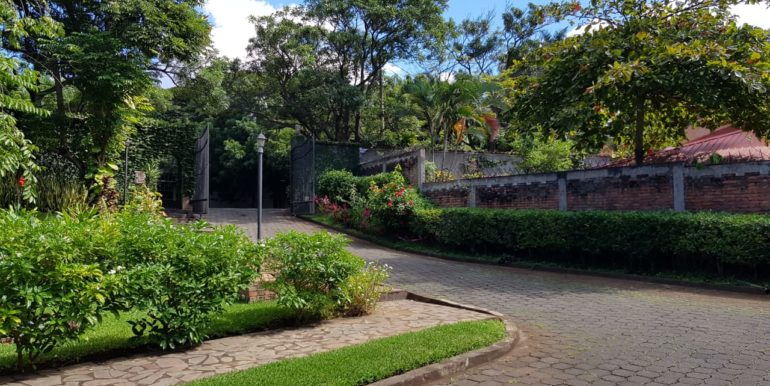 carretera-sur-kmc-bienes-raices-12602030-2