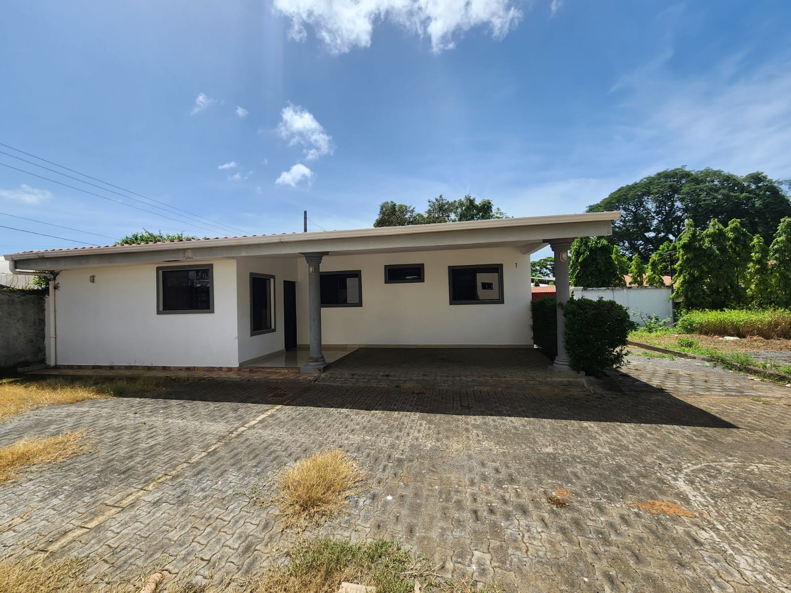 ¡ALQUILA TU NUEVO HOGAR! BONITO APARTAMENTO EN CARRETERA MASAYA