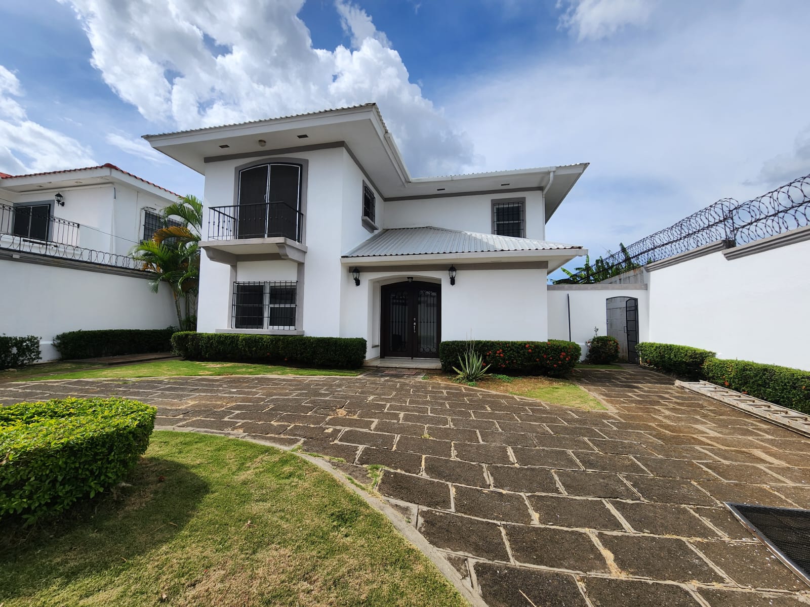 ESTANCIA DE STO DOMINGO. CASA EN VENTA EN RESIDENCIAL EXCLUSIVO
