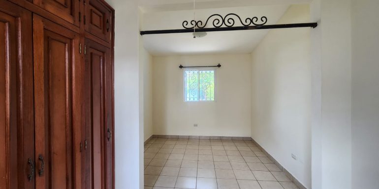 977f04f4-c604-44c3-9883-fe526fb1c307