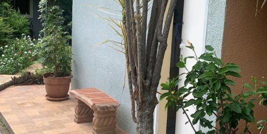 CARRETERA SUR. BONITO APARTAMENTO CON SERVICIOS INCLUIDOS EN ALQUILER.
