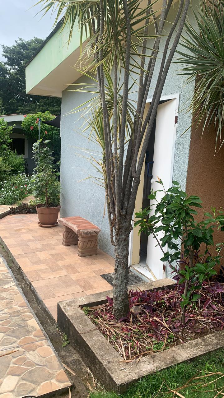 CARRETERA SUR. BONITO APARTAMENTO CON SERVICIOS INCLUIDOS EN ALQUILER.