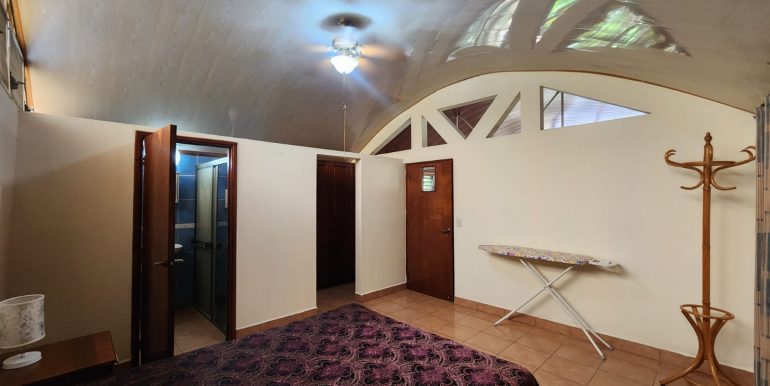 021b102a-1dbf-4f36-8572-163af325cf47