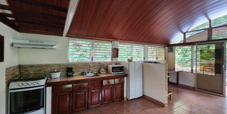 1589f588-282b-418e-a820-b6c8382360bd