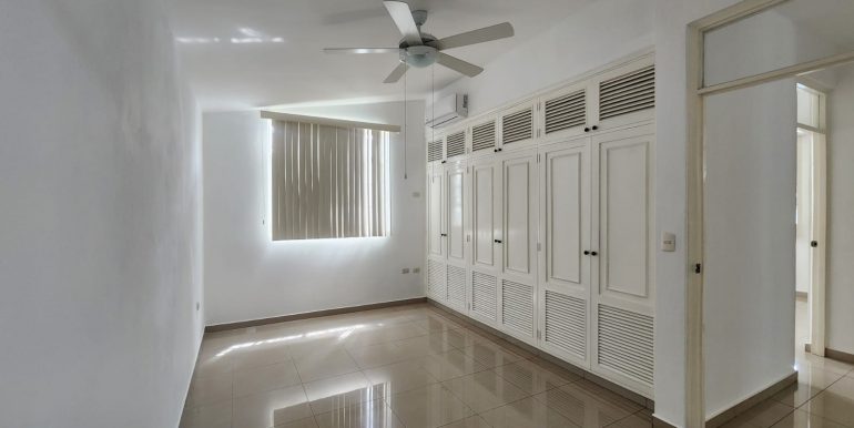 2c3af8ee-2479-4d27-a769-eb06aa3b9666