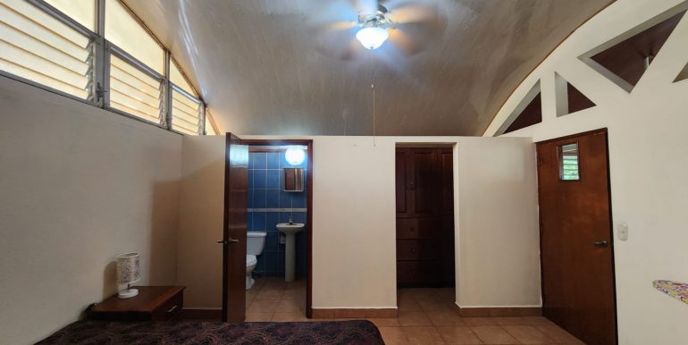 2c8b718c-0e83-46fe-9dcb-342619ae531c