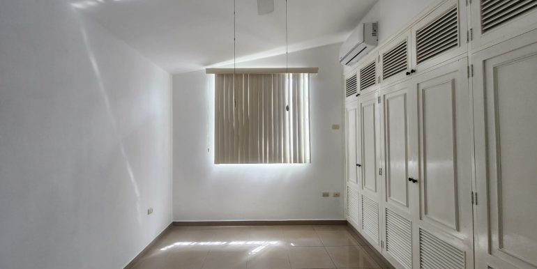 91bf477a-8543-4270-acd8-9d93c5d3a3ed