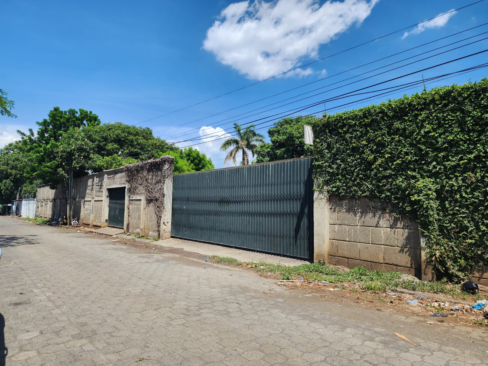 ¡NUEVO PRECIO! LINDA VISTA. HERMOSO PLANTEL DE 10,828 VR2 CON OFICINAS EN  VENTA.