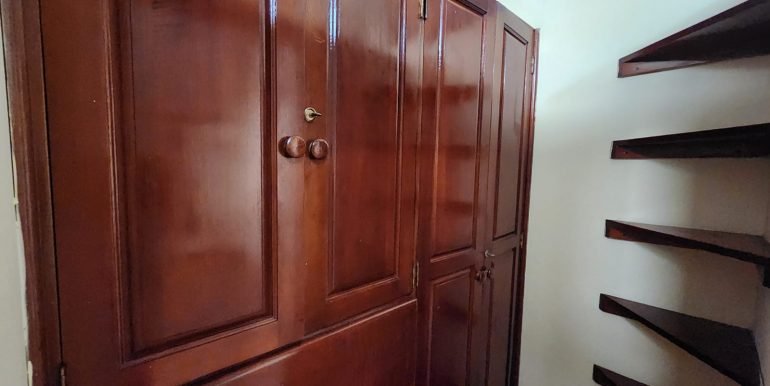 b1048b97-ae69-4f84-b01e-9724640a0e35