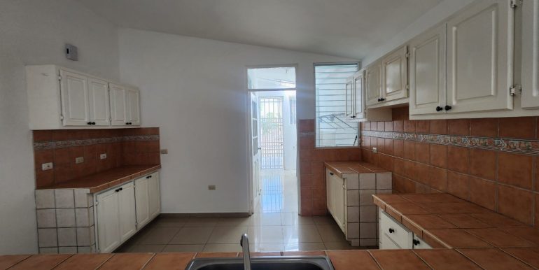 b12dd5e9-f391-4a17-b192-715d1ed496af