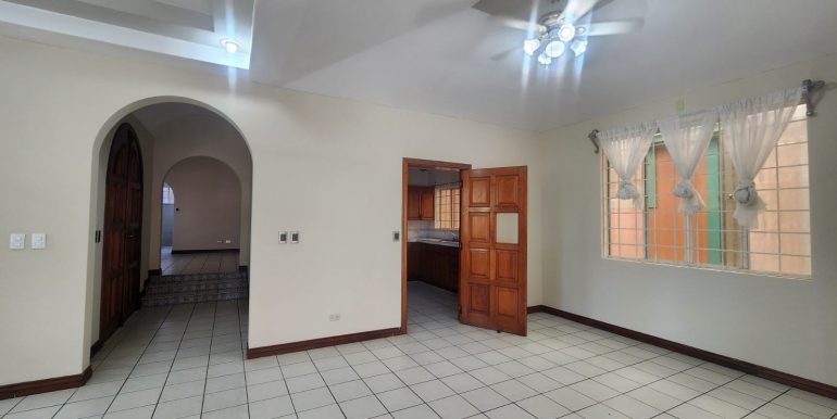 5644743f-6904-4f2f-ac86-e9970867a0e0