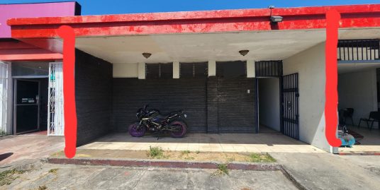 LAS PALMAS. CÉNTRICO LOCAL COMERCIAL CON EXCELENTE UBICACIÓN EN ALQUILER