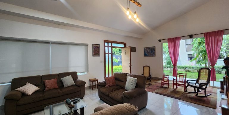 04ca2b28-fedd-4291-9e7b-c9b965ed926a