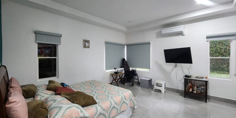 5e8e0288-2f08-4f97-94fe-2e298083288b