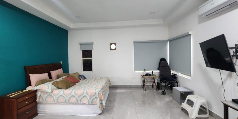 5ed50fa4-08e1-4263-a974-7139baf97249