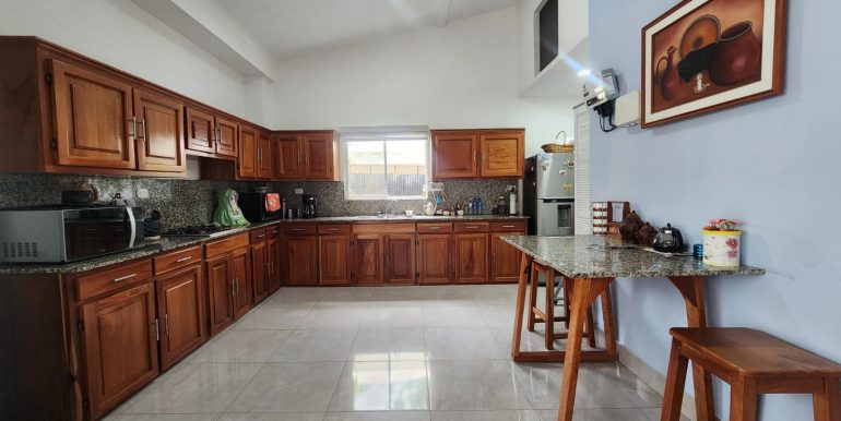 7ce3d957-4556-40f9-85f5-f820c486e071