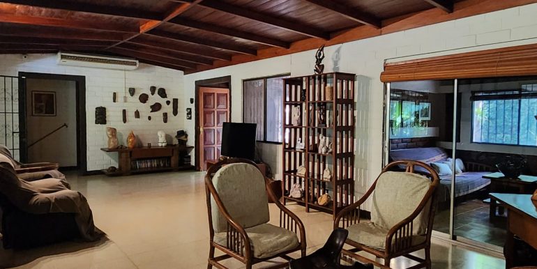 WhatsApp Image 2025-04-06 at 8.59.44 AM