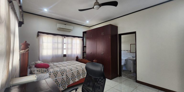 WhatsApp Image 2026-04-11 at 8.25.37 PM