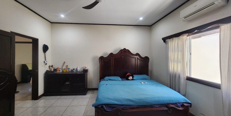 WhatsApp Image 2026-04-11 at 8.25.39 PM