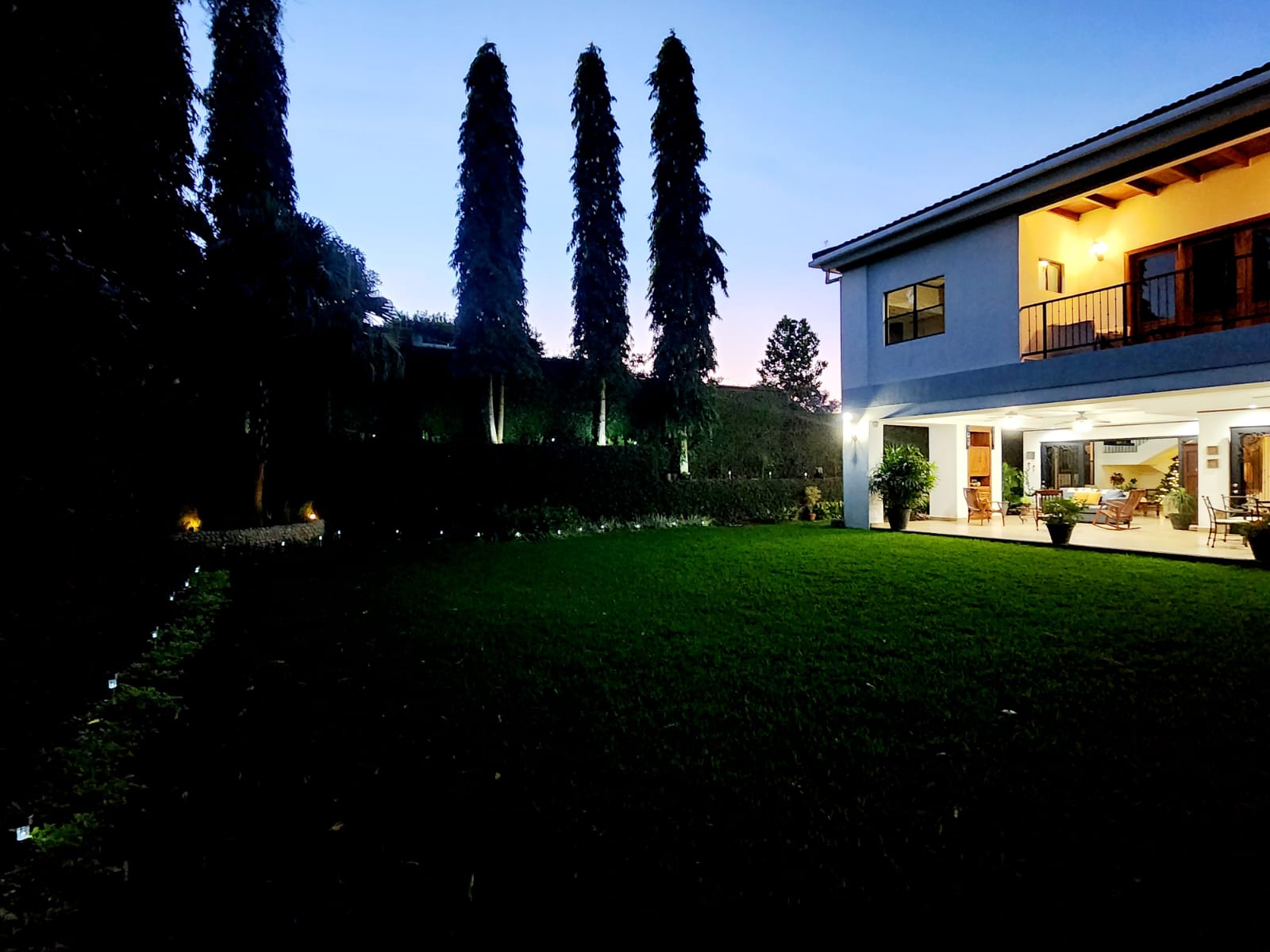 “! IMPRESIONANTE! CASA ÚNICA EN ZONA PRIVILEGIADA A UN PRECIO INCREIBLE POR TIEMPO LIMITADO!”