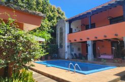 Propiedad: CARRETERA SUR.  DOS LINDOS APARTAMENTOS EN I Y  II NIVEL CON PISCINA EN RENTA